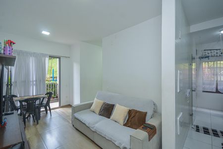 Apartamento à venda com 61m², 3 quartos e 1 vaga Apartamento à venda com 61m², 3 quartos e 1 vagaSala