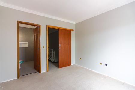 Casa à venda com 170m², 3 quartos e 4 vagasSuíte 1