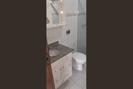 Banheiro de kitnet/studio para alugar com 1 quarto, 25m² em Centro, Rio de Janeiro