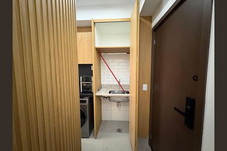 Apartamento à venda com 69m², 2 quartos e 1 vaga Apartamento à venda com 69m², 2 quartos e 1 vagaLavanderia