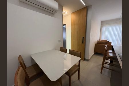 Sala de apartamento para alugar com 2 quartos, 63m² em Setor Bueno, Goiânia