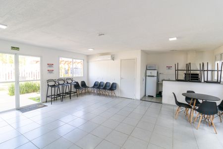 Apartamento para alugar com 44m², 2 quartos e 1 vaga Apartamento para alugar com 44m², 2 quartos e 1 vagaÁrea comum - Salão de festas