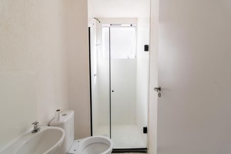 Apartamento para alugar com 44m², 2 quartos e 1 vaga Apartamento para alugar com 44m², 2 quartos e 1 vagaBanheiro