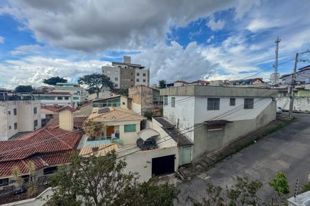 Apartamento para alugar com 81m², 3 quartos e 2 vagasVista