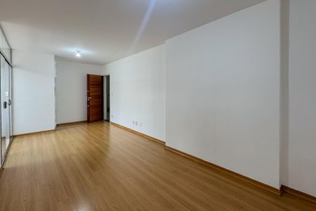 Apartamento para alugar com 81m², 3 quartos e 2 vagasSala