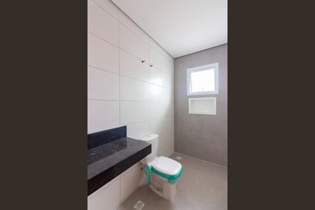 Casa à venda com 170m², 3 quartos e 4 vagasBanheiro da Suíte 3