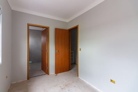 Casa à venda com 170m², 3 quartos e 4 vagasSuíte 2