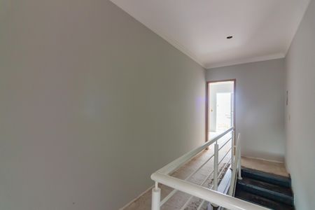 Casa à venda com 170m², 3 quartos e 4 vagasCorredor