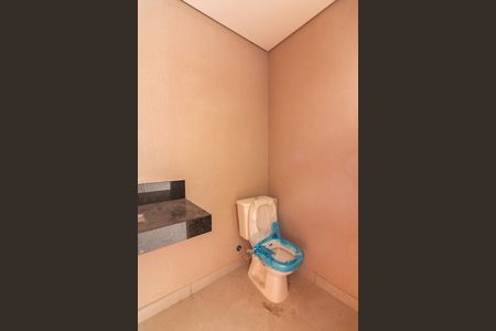 Casa à venda com 170m², 3 quartos e 4 vagasBanheiro de Serviço 