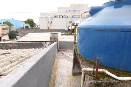 Casa para alugar com 75m², 2 quartos e sem vagaQuintal