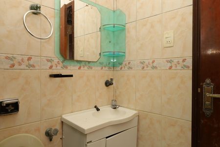 Casa para alugar com 75m², 2 quartos e sem vagaBanheiro 1