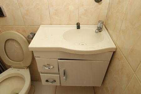 Casa para alugar com 75m², 2 quartos e sem vagaBanheiro 1