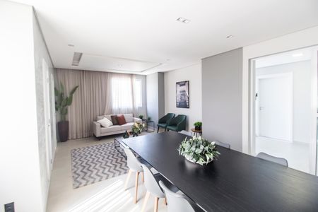 Apartamento para alugar com 43m², 2 quartos e 1 vaga Apartamento para alugar com 43m², 2 quartos e 1 vagaÁrea comum - Salão de festas