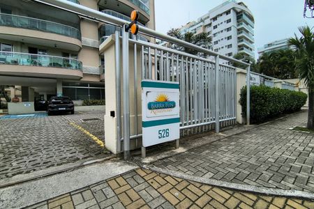 Apartamento para alugar com 78m², 3 quartos e 1 vagaFachada do condomínio