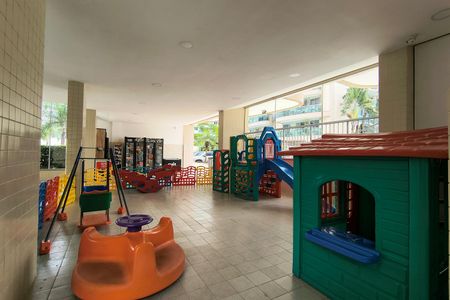 Apartamento para alugar com 78m², 3 quartos e 1 vagaÁrea comum - Playground