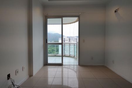 Apartamento para alugar com 78m², 3 quartos e 1 vagaSala