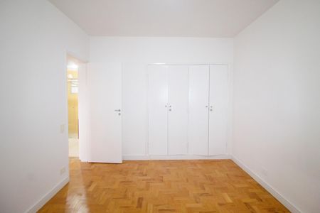 Apartamento à venda com 79m², 2 quartos e 1 vaga