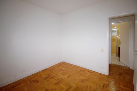 Apartamento à venda com 79m², 2 quartos e 1 vaga