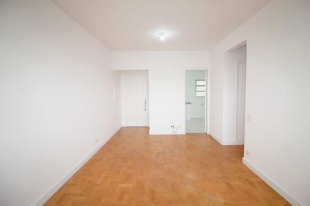 Apartamento à venda com 79m², 2 quartos e 1 vaga