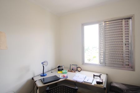 Apartamento à venda com 80m², 4 quartos e 1 vagaQuarto 2