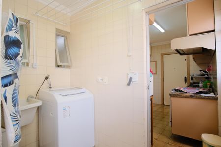 Apartamento à venda com 80m², 4 quartos e 1 vagaÁrea de Serviço