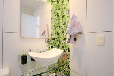 Apartamento à venda com 80m², 4 quartos e 1 vagaBanheiro Social