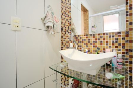 Apartamento à venda com 80m², 4 quartos e 1 vagaBanheiro da Suíte