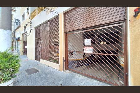 Apartamento à venda com 80m², 2 quartos e 1 vagaFachada