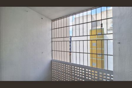 Apartamento à venda com 80m², 2 quartos e 1 vagaVaranda