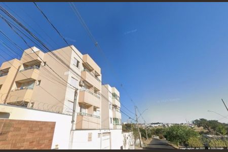 Fachada  de apartamento para alugar com 2 quartos, 50m² em Alto Umuarama, Uberlândia