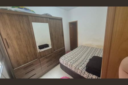 Quarto 1 de apartamento para alugar com 2 quartos, 50m² em Alto Umuarama, Uberlândia