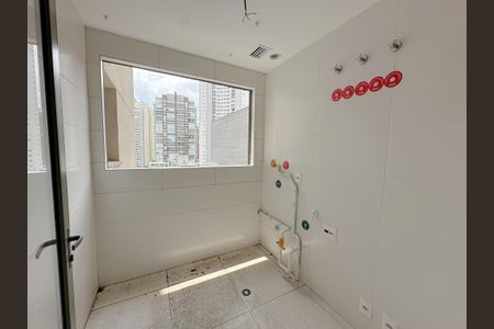 Apartamento à venda com 181m², 3 quartos e 2 vagasÁrea de Serviço