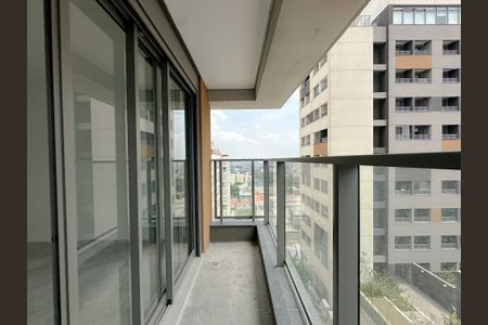 Apartamento à venda com 181m², 3 quartos e 2 vagasVaranda Suíte 2