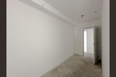 Apartamento à venda com 181m², 3 quartos e 2 vagasCloset Suíte 2