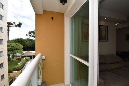 Sacada da Sala de apartamento para alugar com 2 quartos, 54m² em Bacacheri, Curitiba