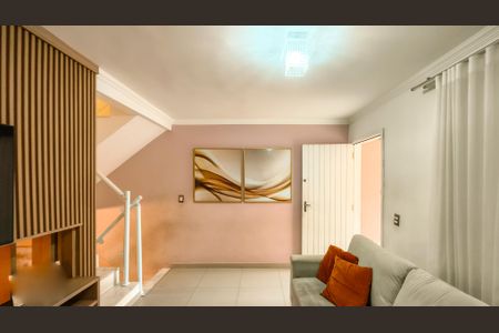 Sala de casa de condomínio para alugar com 3 quartos, 100m² em Capela do Socorro, São Paulo