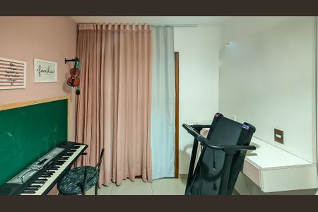 Casa de condomínio para alugar com 133m², 3 quartos e 2 vagasQuarto