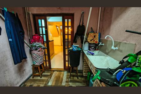 Casa de condomínio para alugar com 133m², 3 quartos e 2 vagasÁrea de Serviço