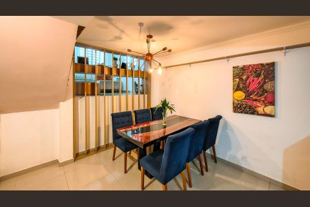 Casa de condomínio para alugar com 133m², 3 quartos e 2 vagasSala de Jantar