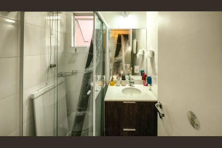 Casa de condomínio para alugar com 133m², 3 quartos e 2 vagasBanheiro da Suíte 2