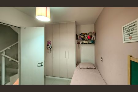 Casa de condomínio para alugar com 133m², 3 quartos e 2 vagasQuarto