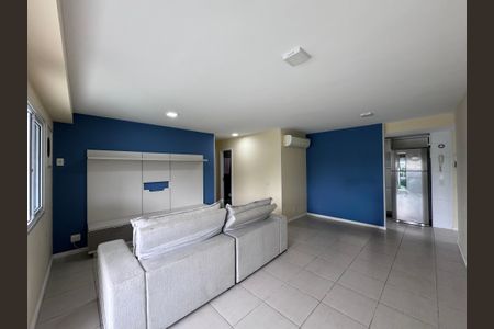 Sala de apartamento para alugar com 2 quartos, 78m² em Recreio dos Bandeirantes, Rio de Janeiro