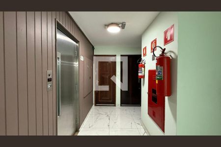 Apartamento à venda com 44m², 1 quarto e sem vaga Apartamento à venda com 44m², 1 quarto e sem vagaHall de entrada