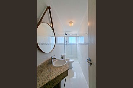 Apartamento para alugar com 400m², 5 quartos e 2 vagasBanheiro da Suíte 1