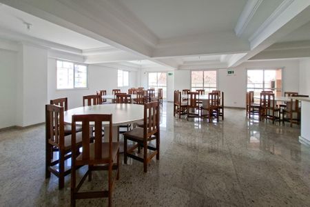 Apartamento para alugar com 400m², 5 quartos e 2 vagasÁrea comum - Salão de festas