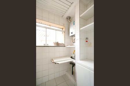 Apartamento para alugar com 68m², 2 quartos e 1 vagaÁrea de serviço