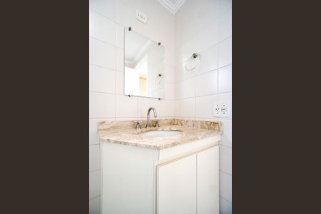 Apartamento para alugar com 68m², 2 quartos e 1 vagaBanhiro da suíte