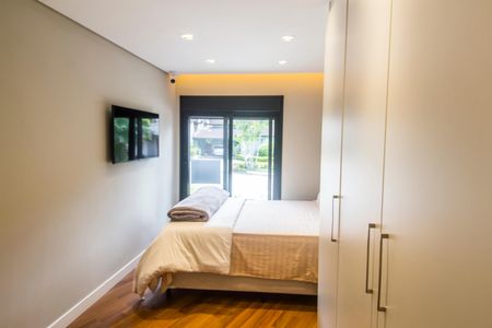 Casa de condomínio à venda com 440m², 3 quartos e 4 vagas Casa de condomínio à venda com 440m², 3 quartos e 4 vagasSuíte 3