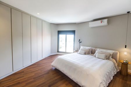 Casa de condomínio à venda com 440m², 3 quartos e 4 vagas Casa de condomínio à venda com 440m², 3 quartos e 4 vagasSuíte 1