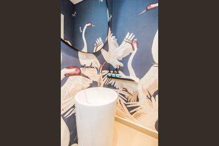 Casa de condomínio à venda com 440m², 3 quartos e 4 vagas Casa de condomínio à venda com 440m², 3 quartos e 4 vagasLavabo